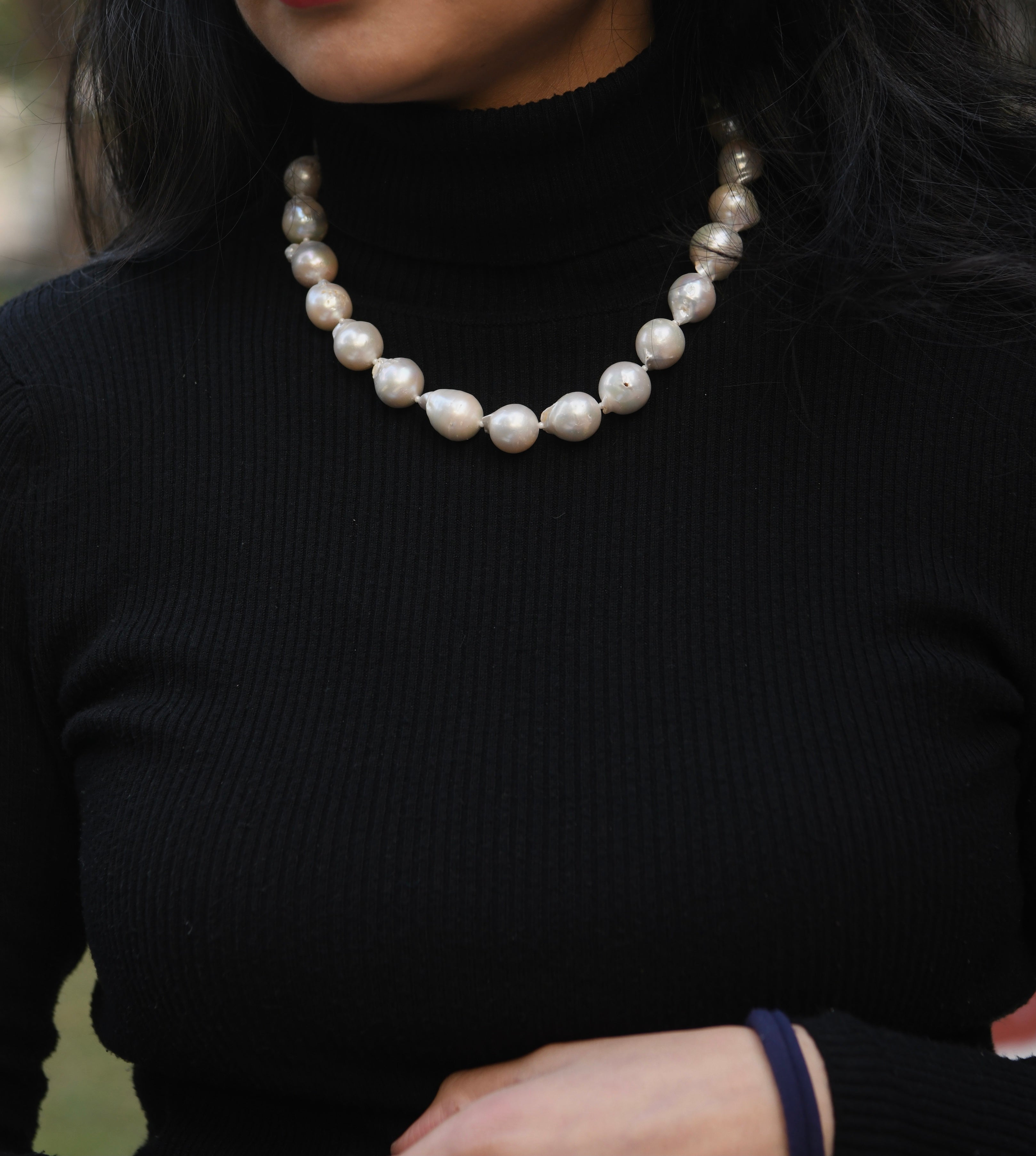 Floating Black Pearl Necklace | Purity Pearls